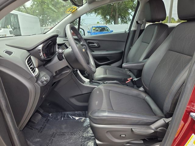 Used 2022 Chevrolet Trax LT AWD/4WD image 13