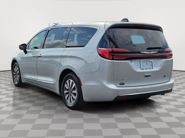 Used 2023 Chrysler Pacifica Limited image 4