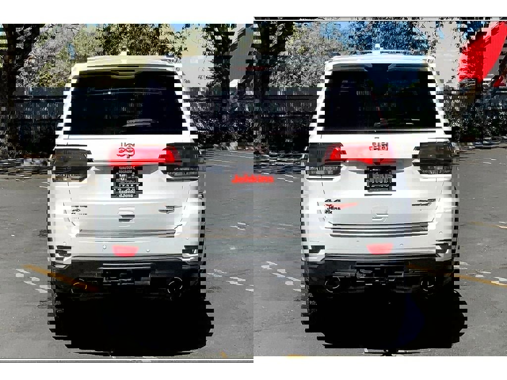 Used 2020 Jeep Grand Cherokee Trailhawk w/ Premium Lighting Group image 4