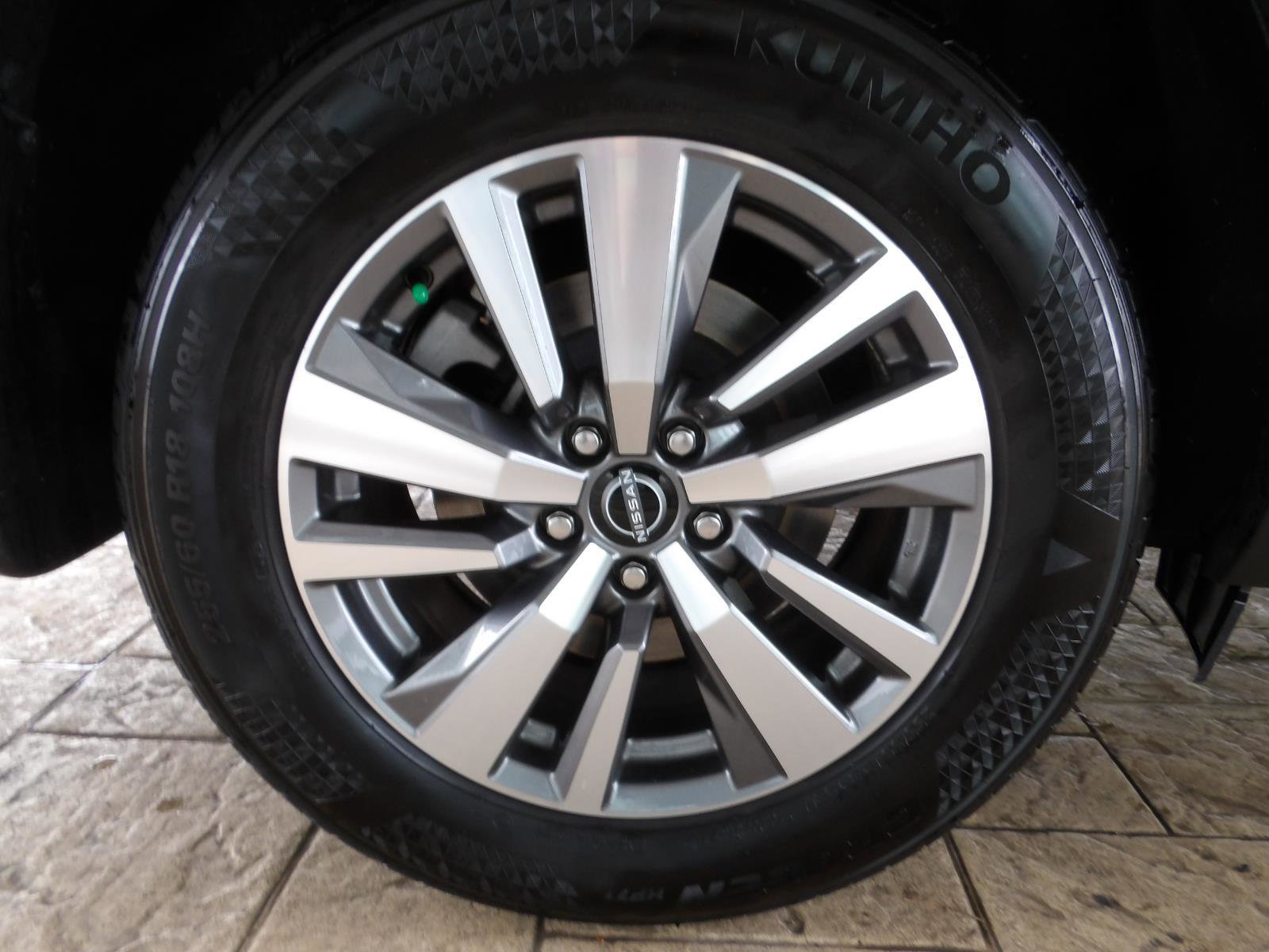 Certified 2023 Nissan Pathfinder SL image 11