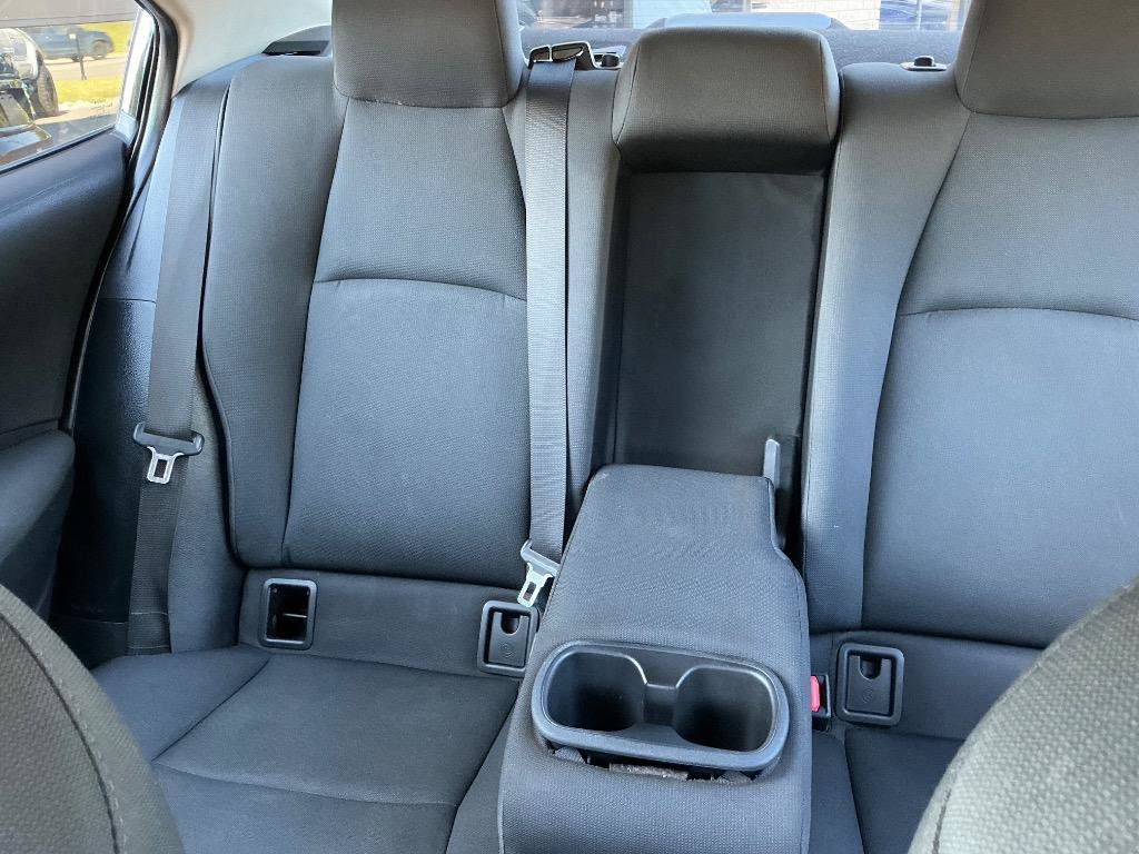 Used 2022 Toyota Corolla LE FWD image 19