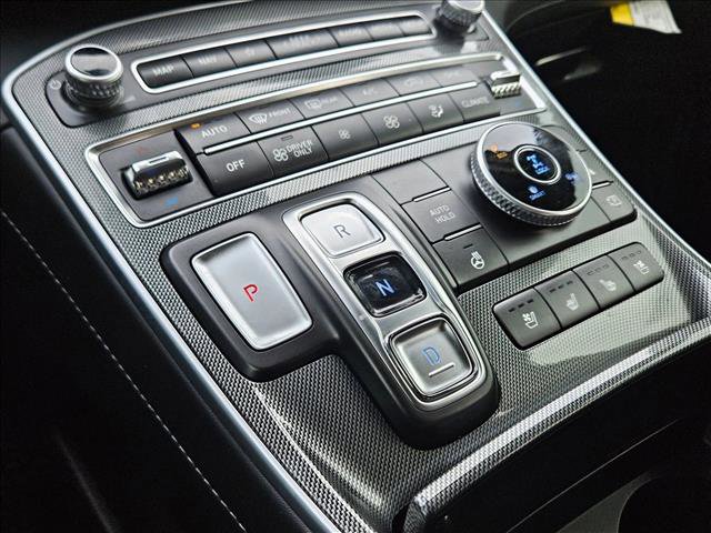 Used 2023 Hyundai Santa Fe Limited image 11