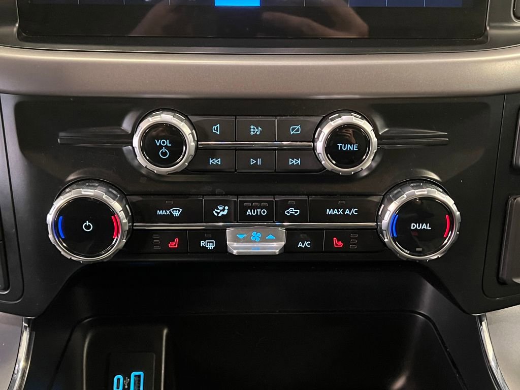 Used 2024 Ford F150 XLT w/ Equipment Group 302A MID image 32