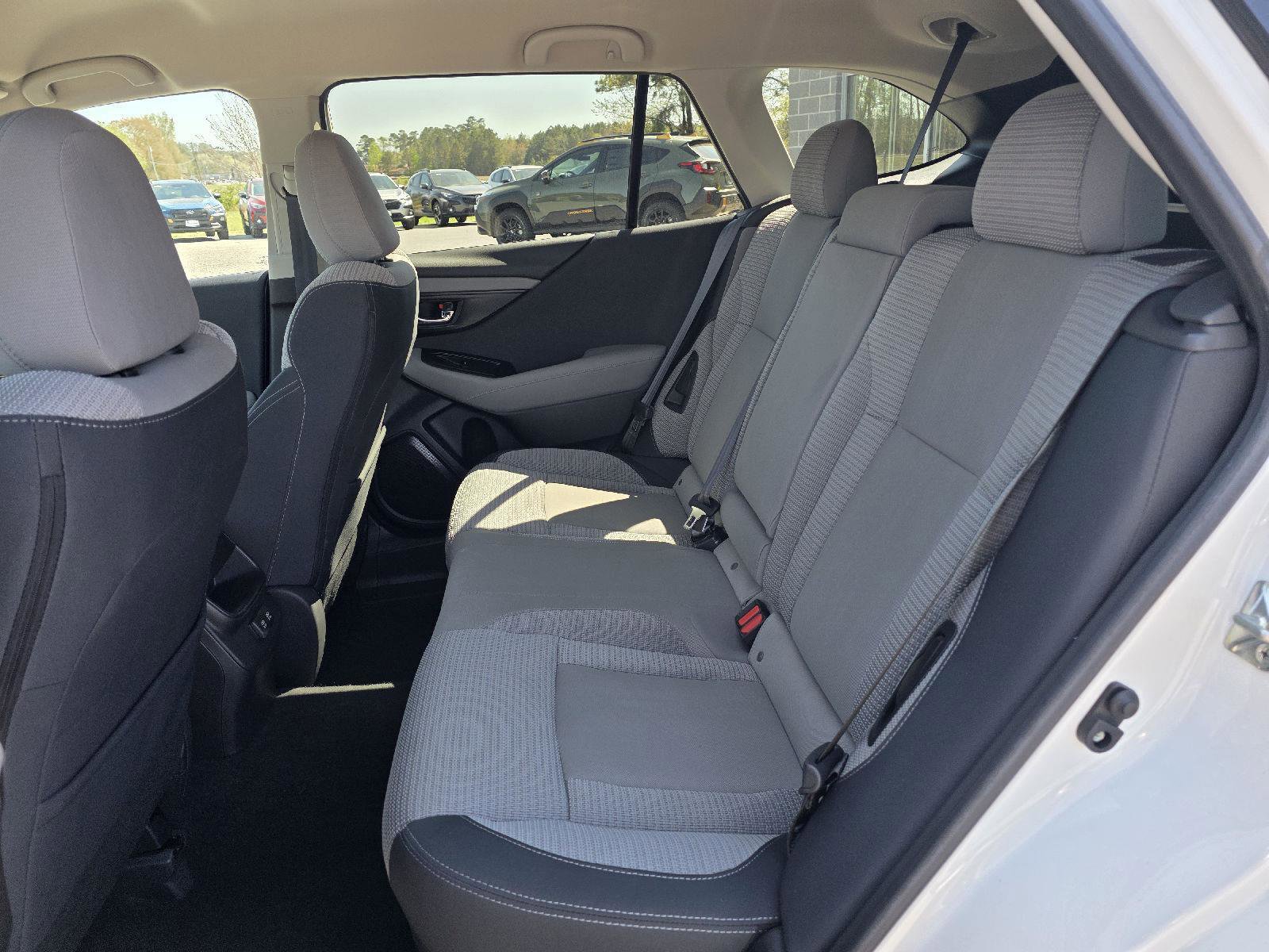 Used 2020 Subaru Outback Premium image 13