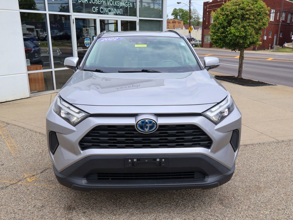 Used 2022 Toyota RAV4 XLE w/ Convenience Package AWD/4WD image 8