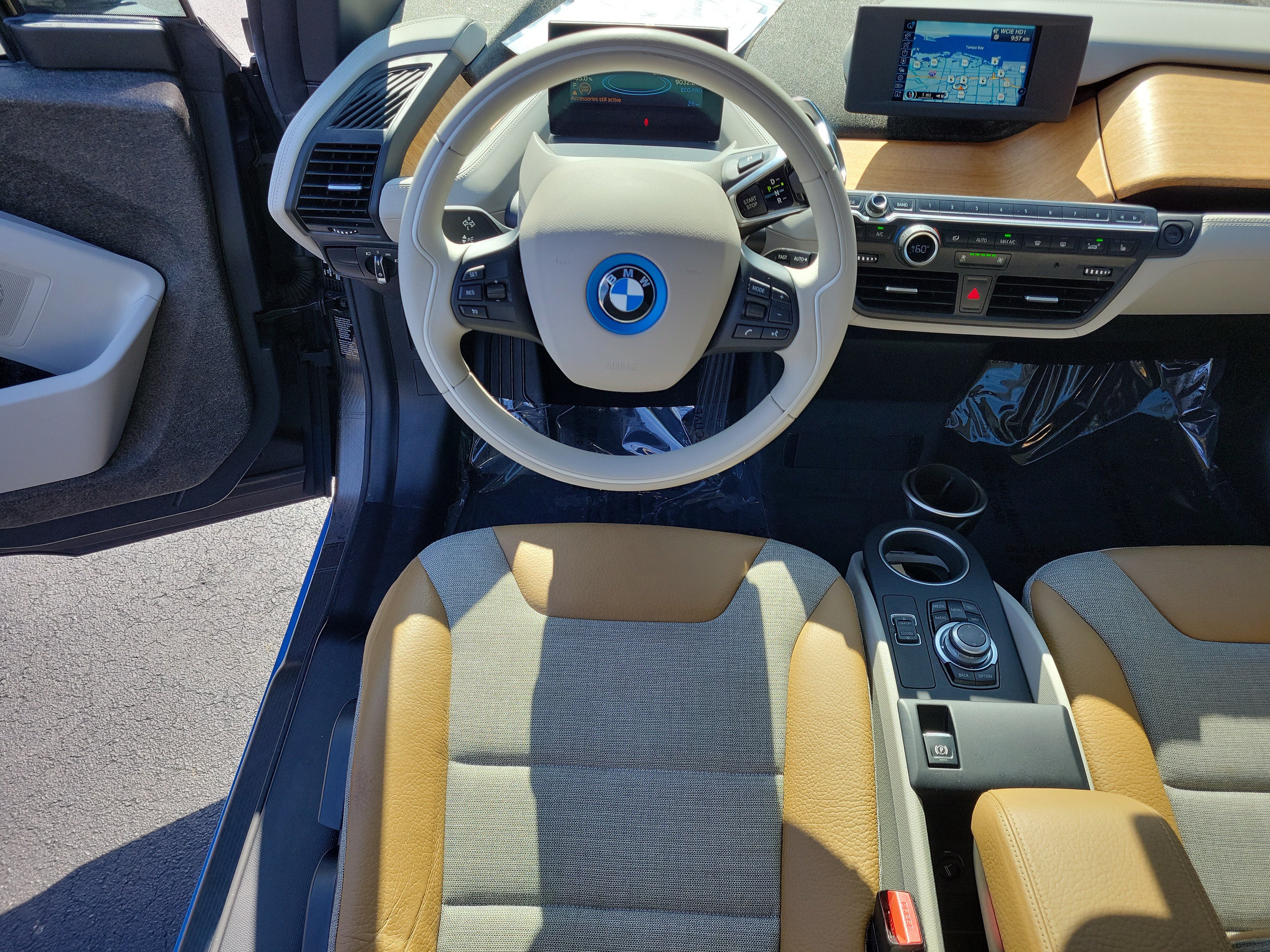Used 2015 BMW i3 w/ Range Extender RWD image 13