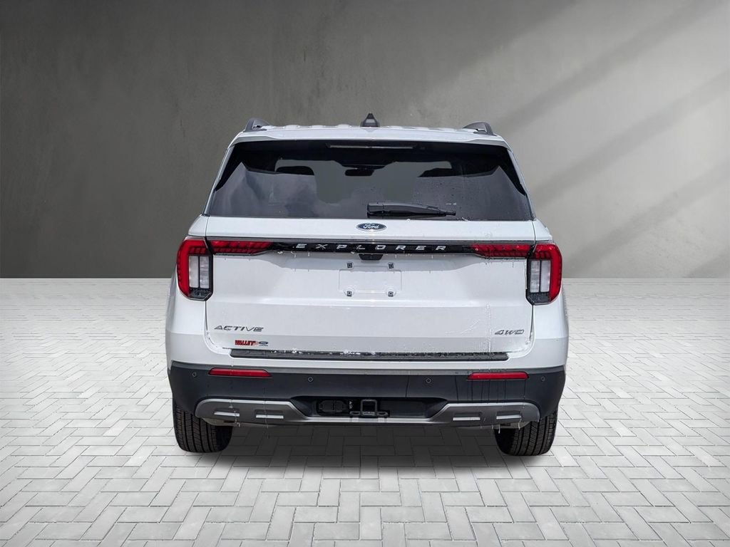 New 2025 Ford Explorer Active w/ Active Comfort Package image 9