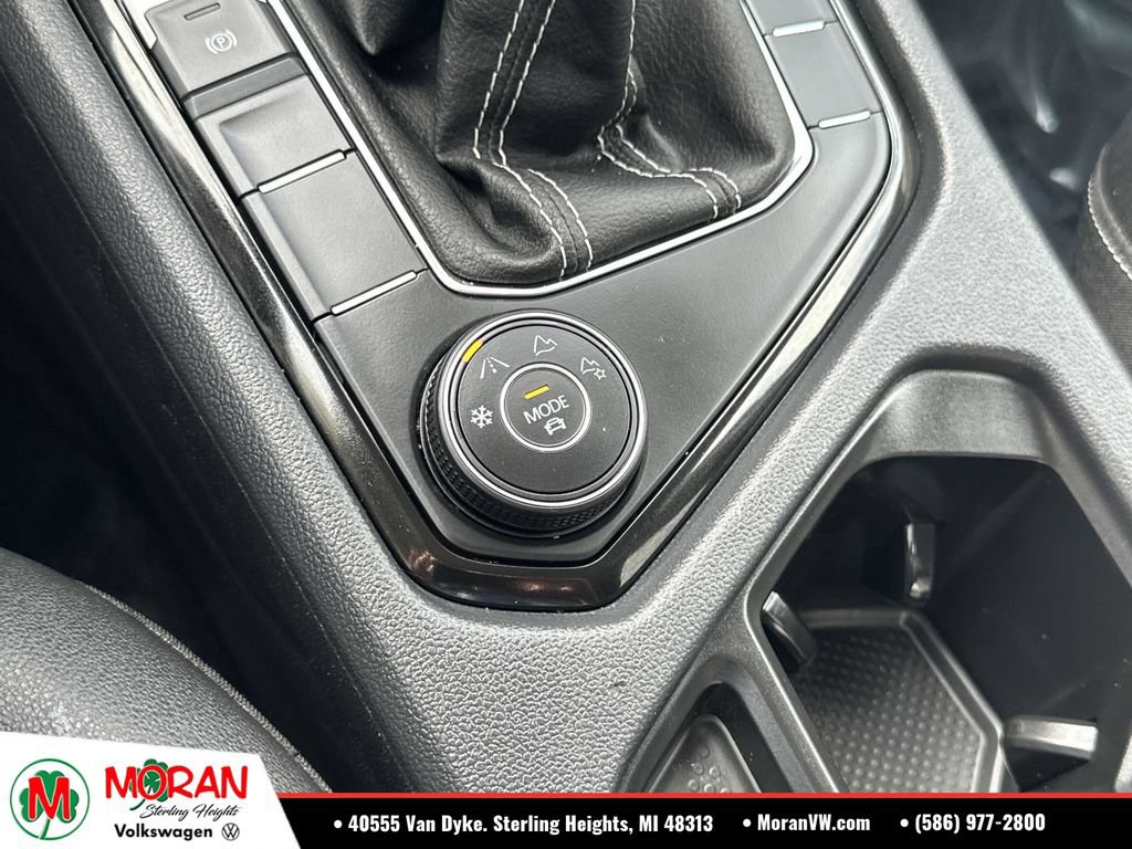Certified 2024 Volkswagen Taos SE AWD/4WD image 29