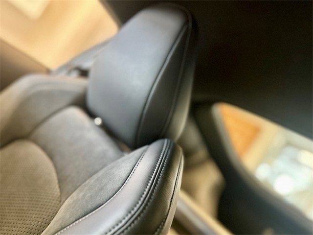 New 2024 Nissan Z Performance w/ Floor Mat Package image 24