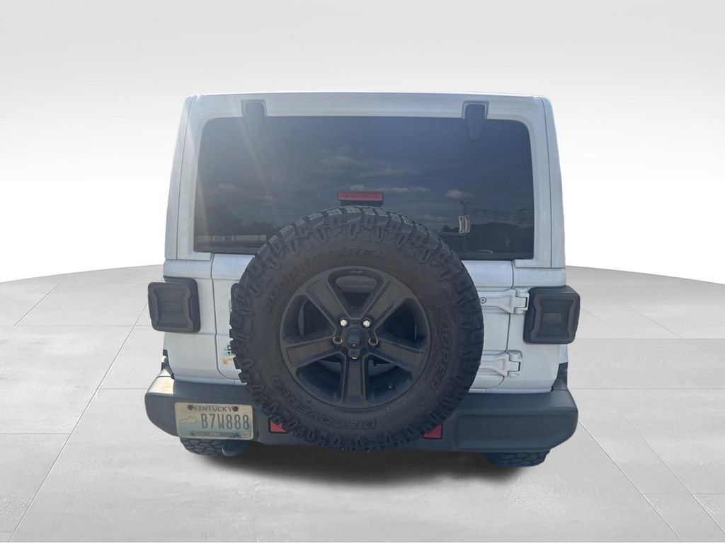 Used 2022 Jeep Wrangler Unlimited Sahara AWD/4WD image 7