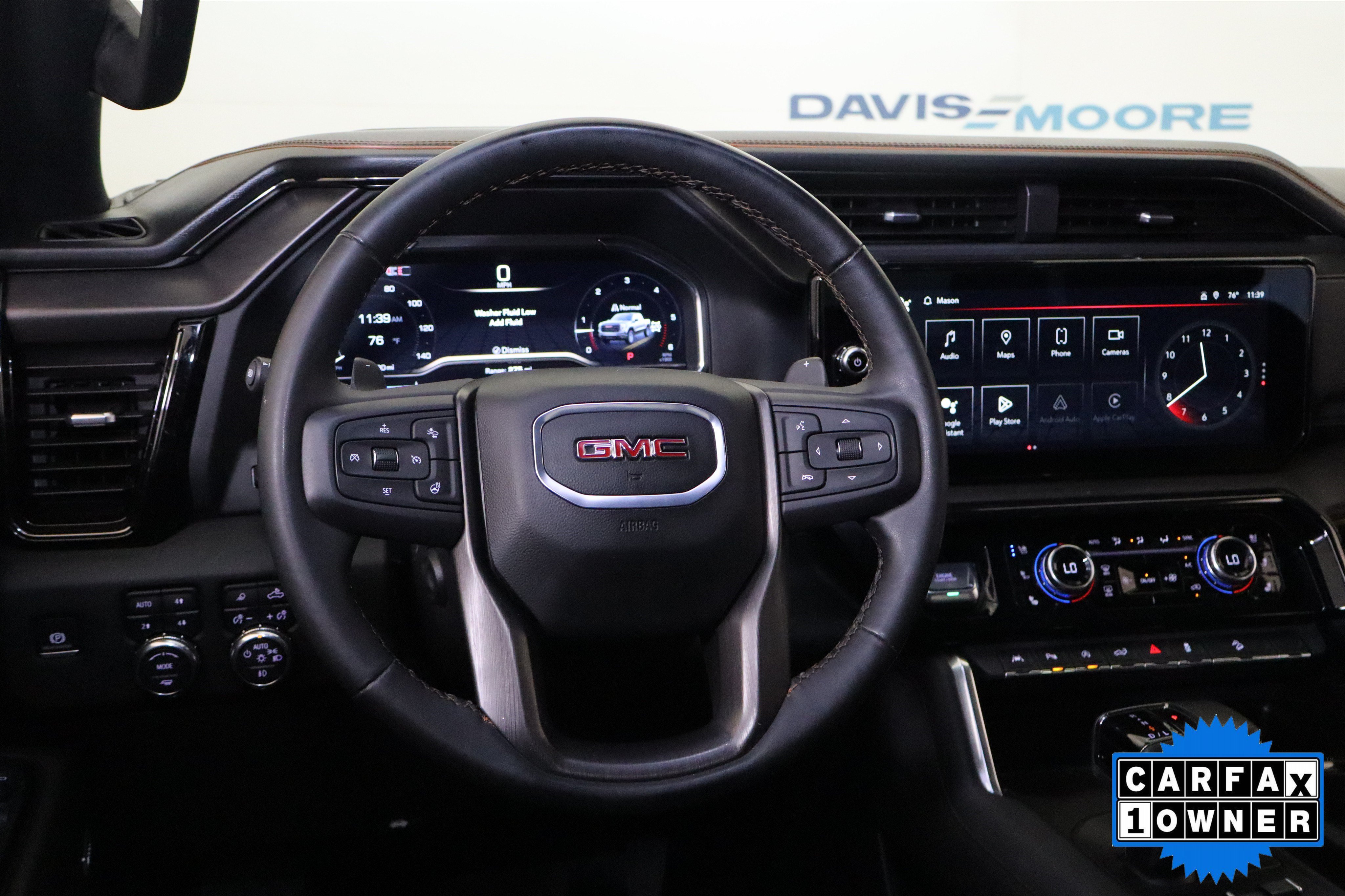 Used 2024 GMC Sierra 1500 AT4 w/ Technology Package AWD/4WD image 17