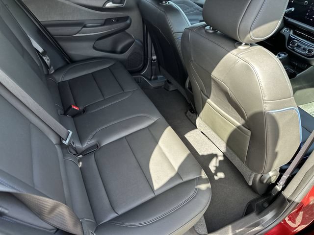 Used 2025 Buick Envista Sport Touring w/ Convenience I Package FWD image 29