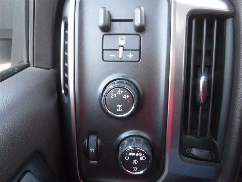 Used 2015 Chevrolet Silverado 2500 LTZ image 12