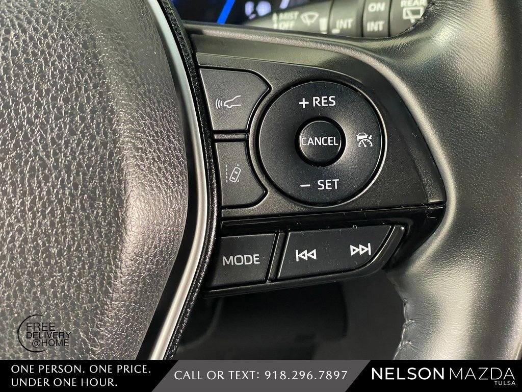 Used 2021 Toyota Venza XLE w/ Softex Package image 26