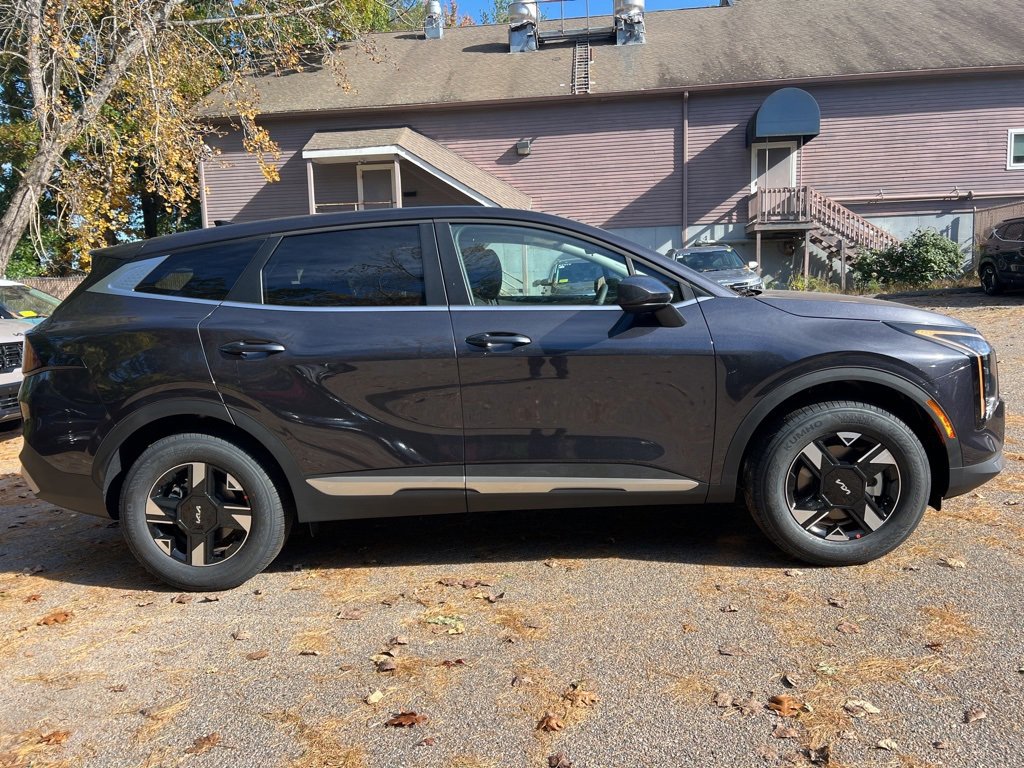 New 2026 Kia Sportage LX image 4