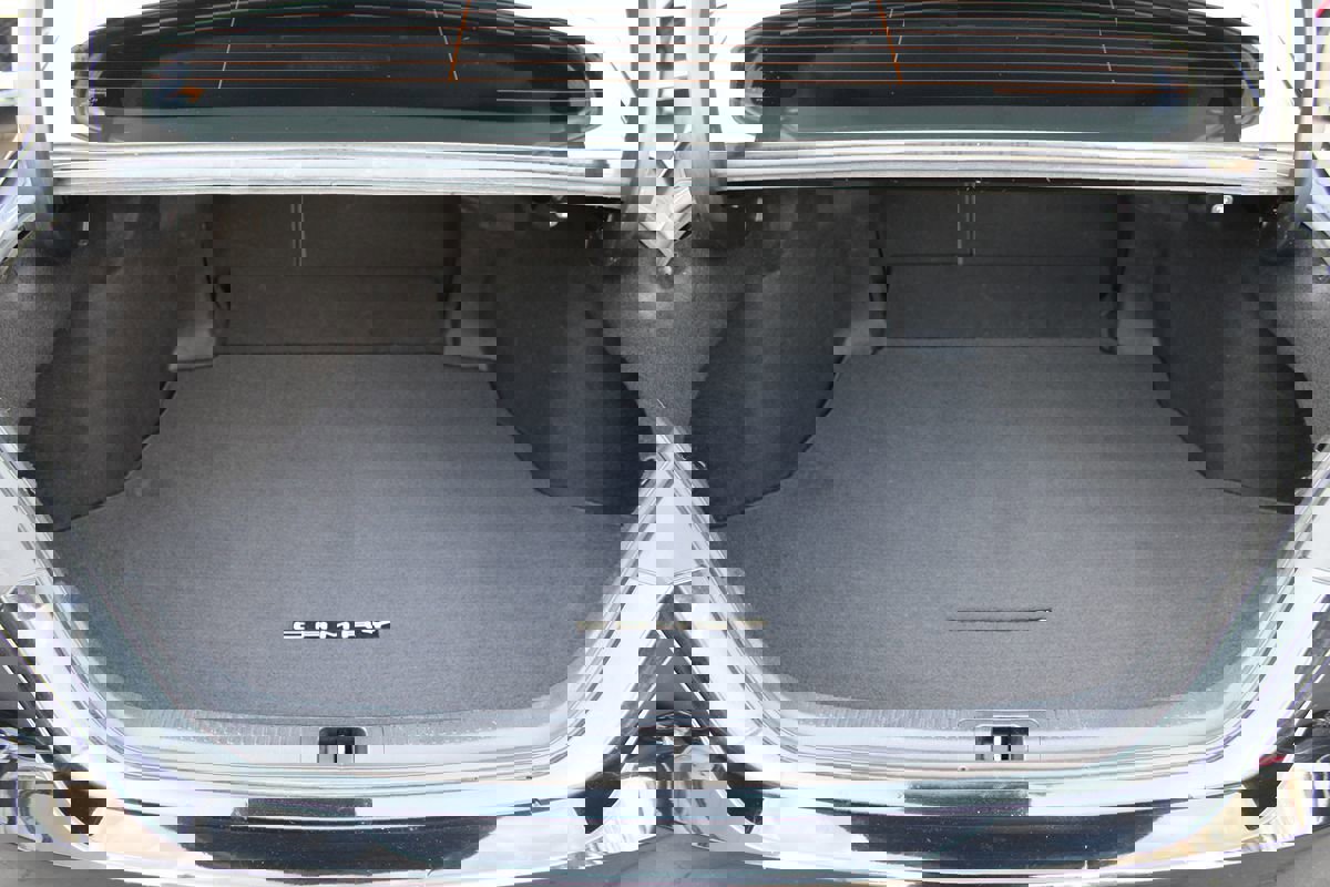 Used 2021 Toyota Camry XLE image 31