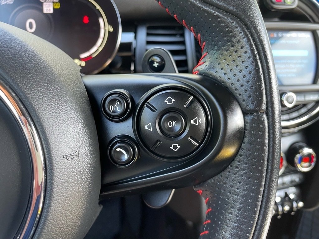 Used 2021 MINI Cooper S w/ 6.5" Touchscreen Package image 7