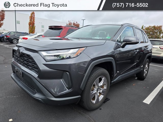 Used 2022 Toyota RAV4 XLE image 1