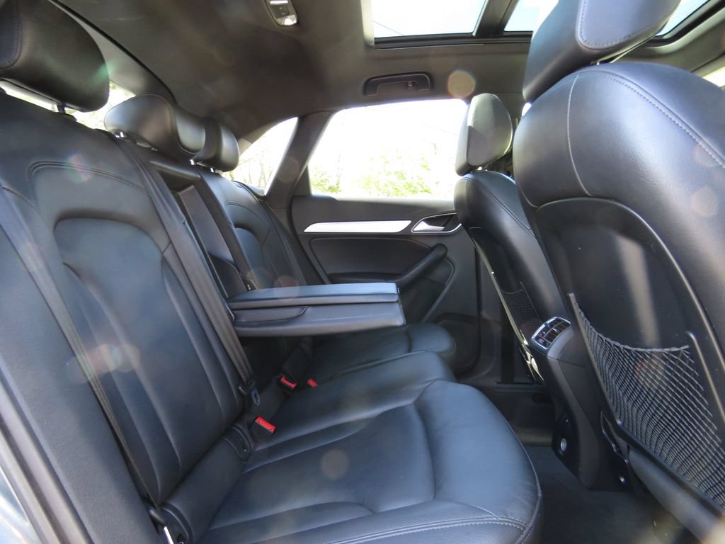 Used 2018 Audi Q3 2.0T Premium AWD/4WD image 16
