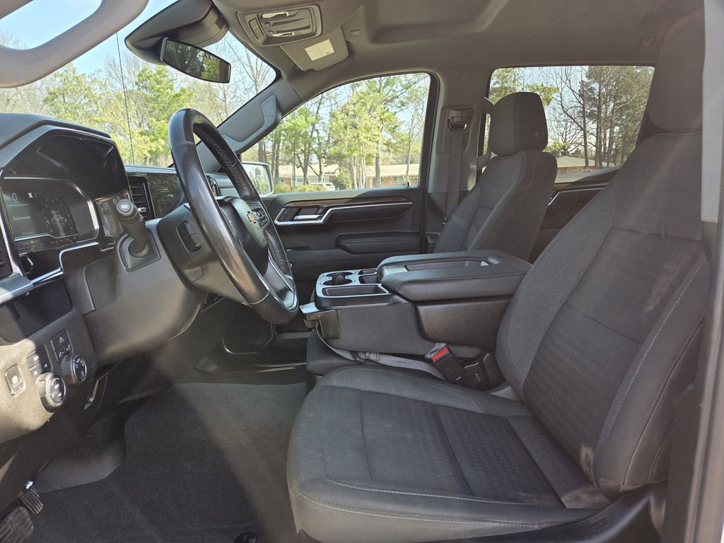 Used 2022 Chevrolet Silverado 1500 LT w/ Protection Package image 10