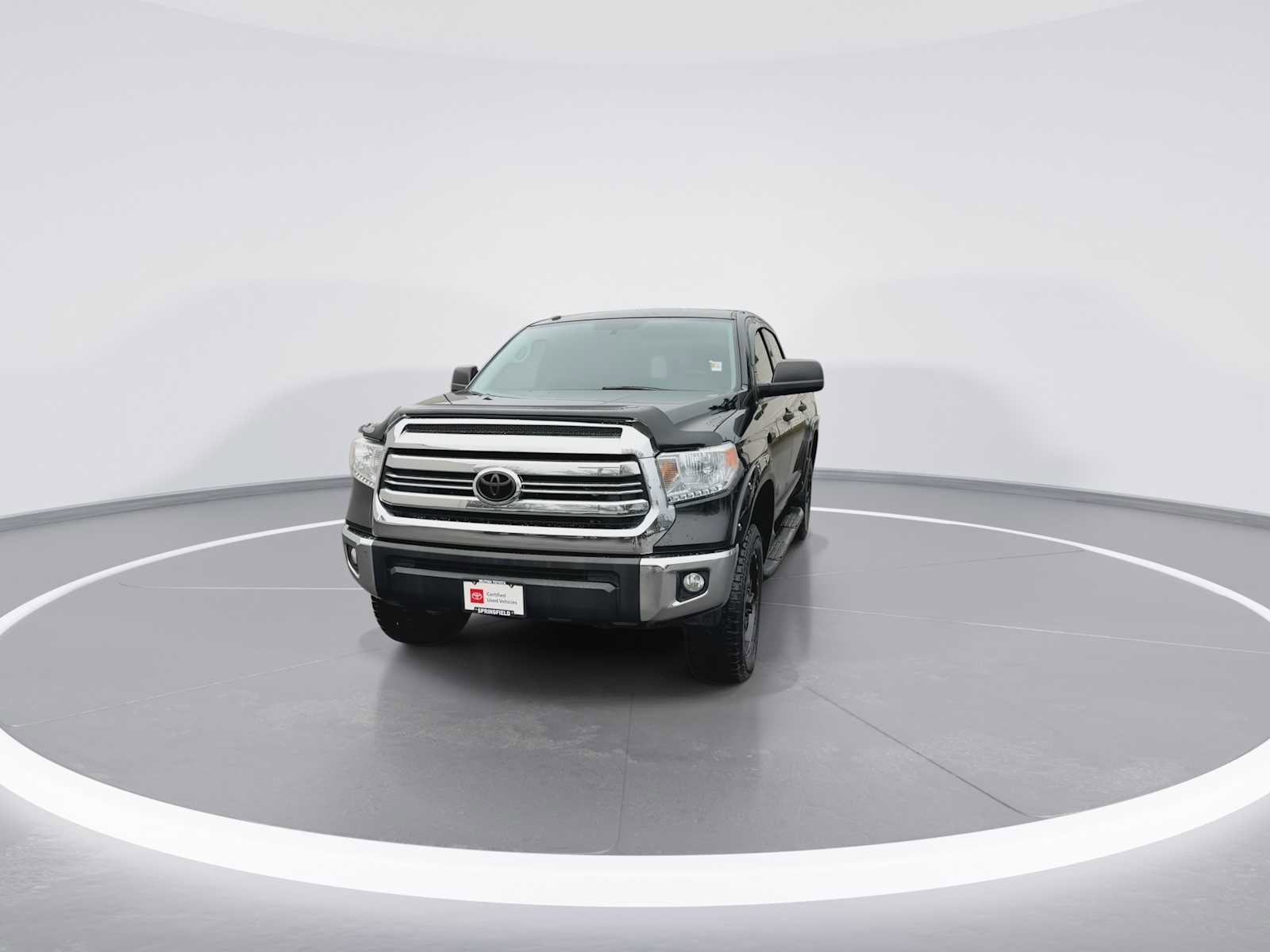 Certified 2017 Toyota Tundra SR5 image 3