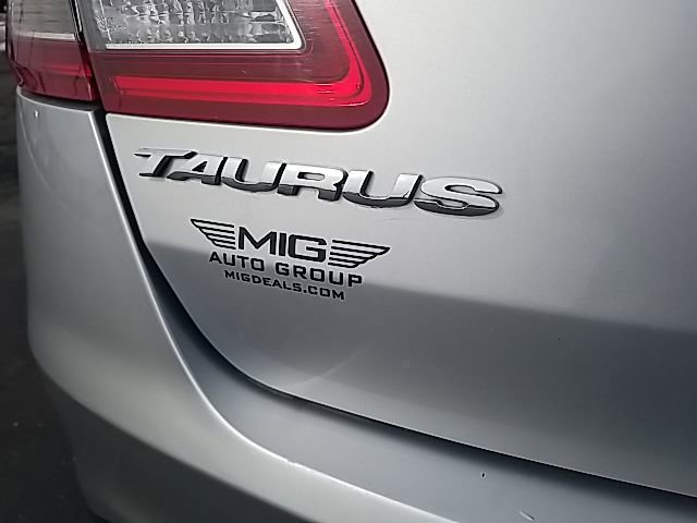 Used 2018 Ford Taurus SEL FWD image 47