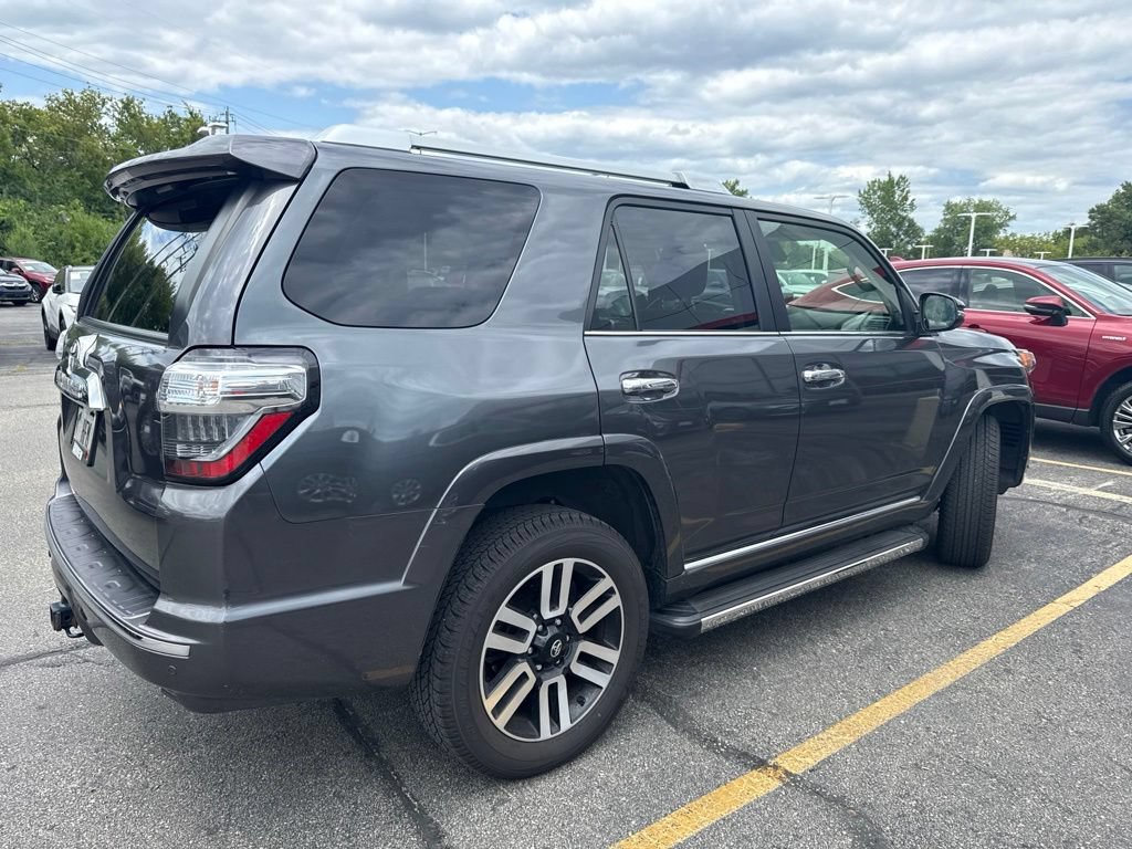 Used 2023 Toyota 4Runner Limited AWD/4WD image 4