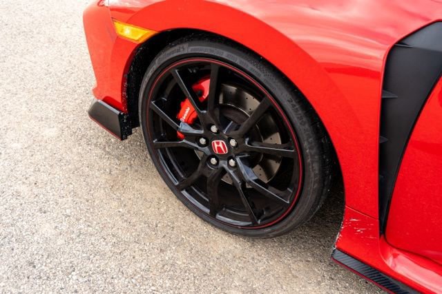 Used 2017 Honda Civic Type R image 12