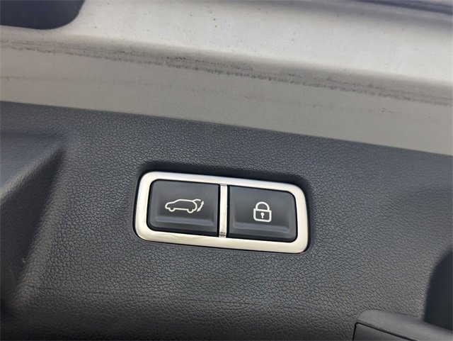 Used 2023 Kia Sorento SX image 15