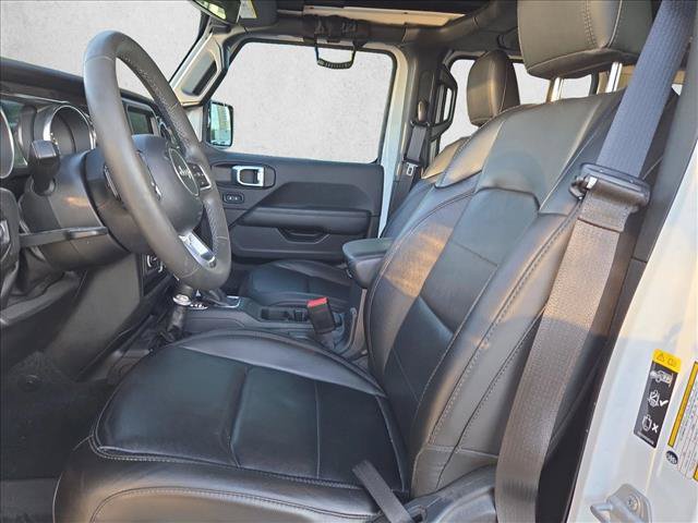 Used 2023 Jeep Wrangler Unlimited Sahara AWD/4WD image 14