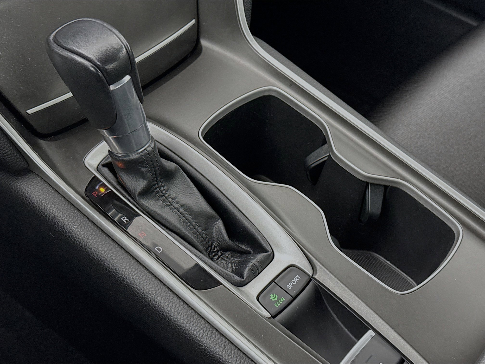 Certified 2018 Honda Accord Sport image 16