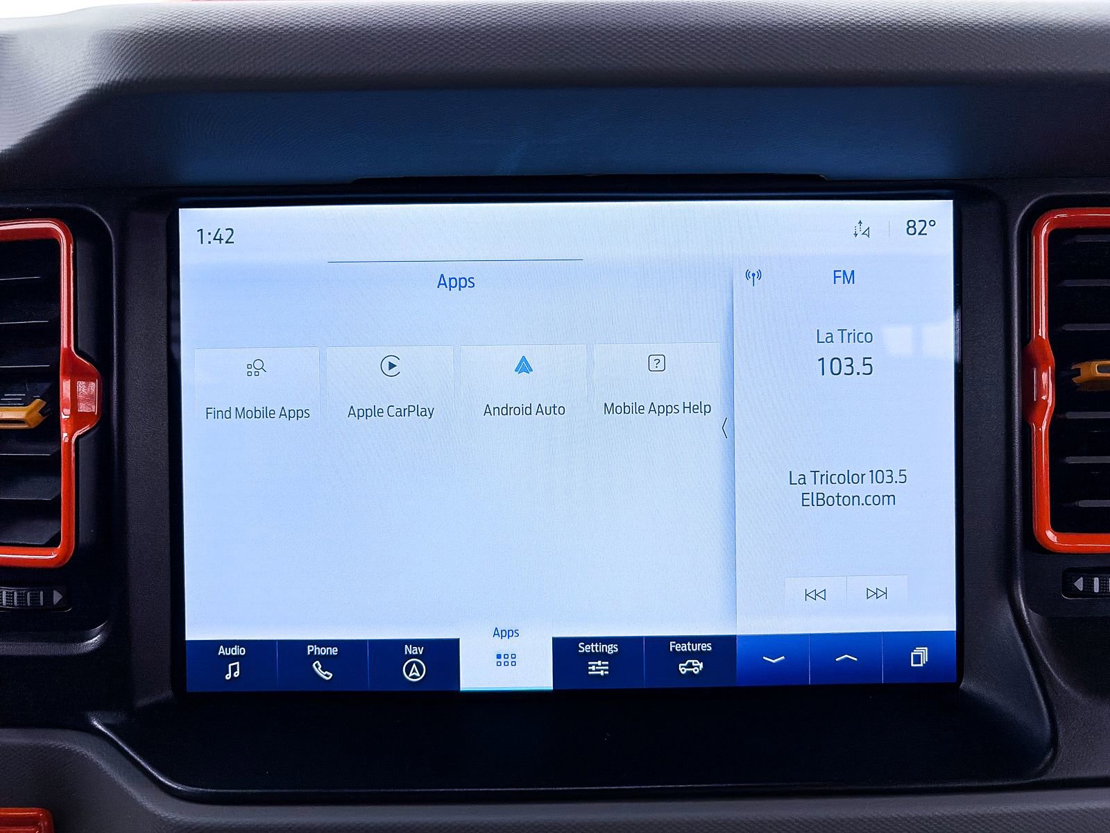 Used 2023 Ford Bronco Badlands image 19