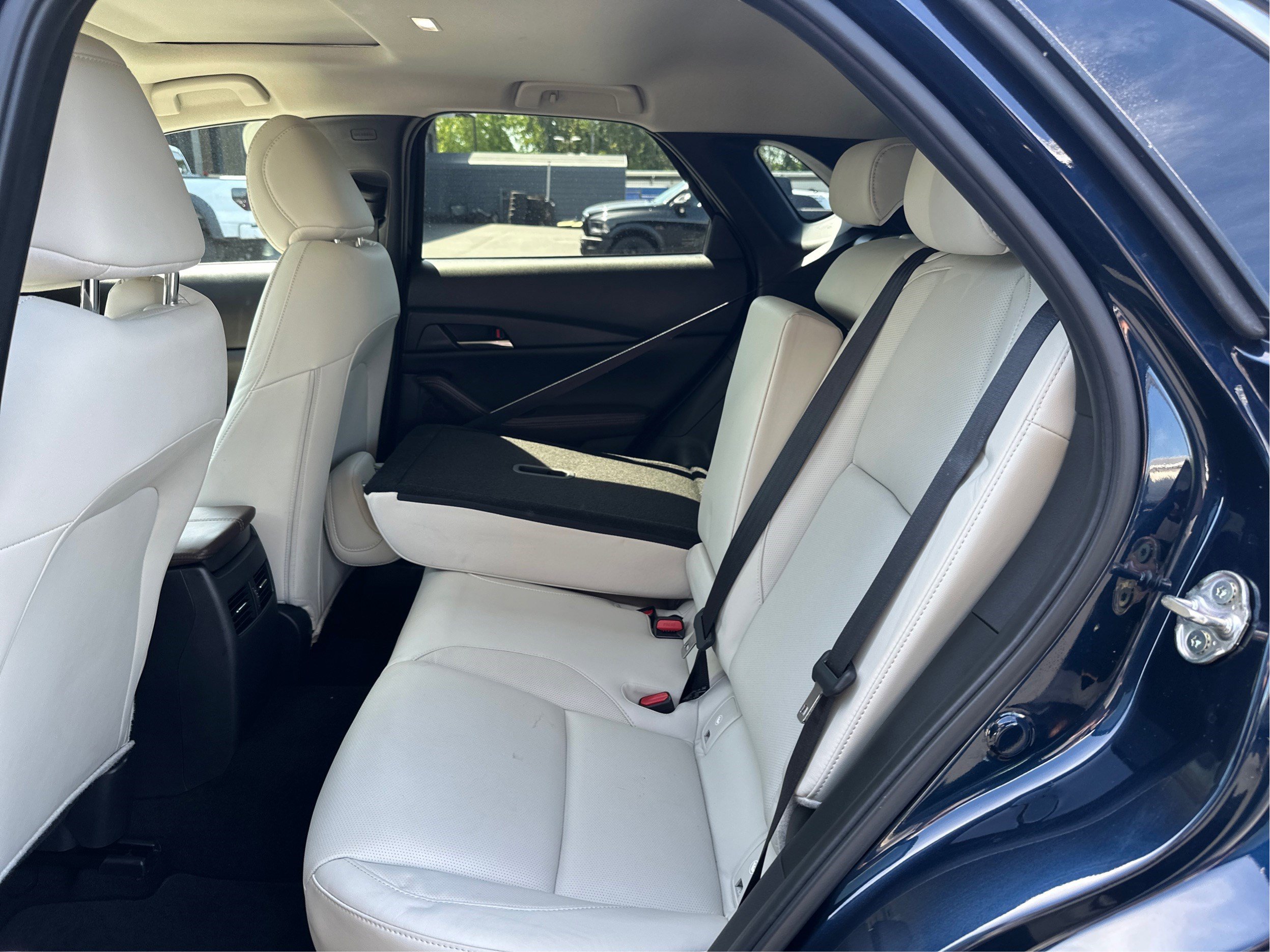 Certified 2025 MAZDA CX-30 AWD 2.5 S w/ Premium Package image 10