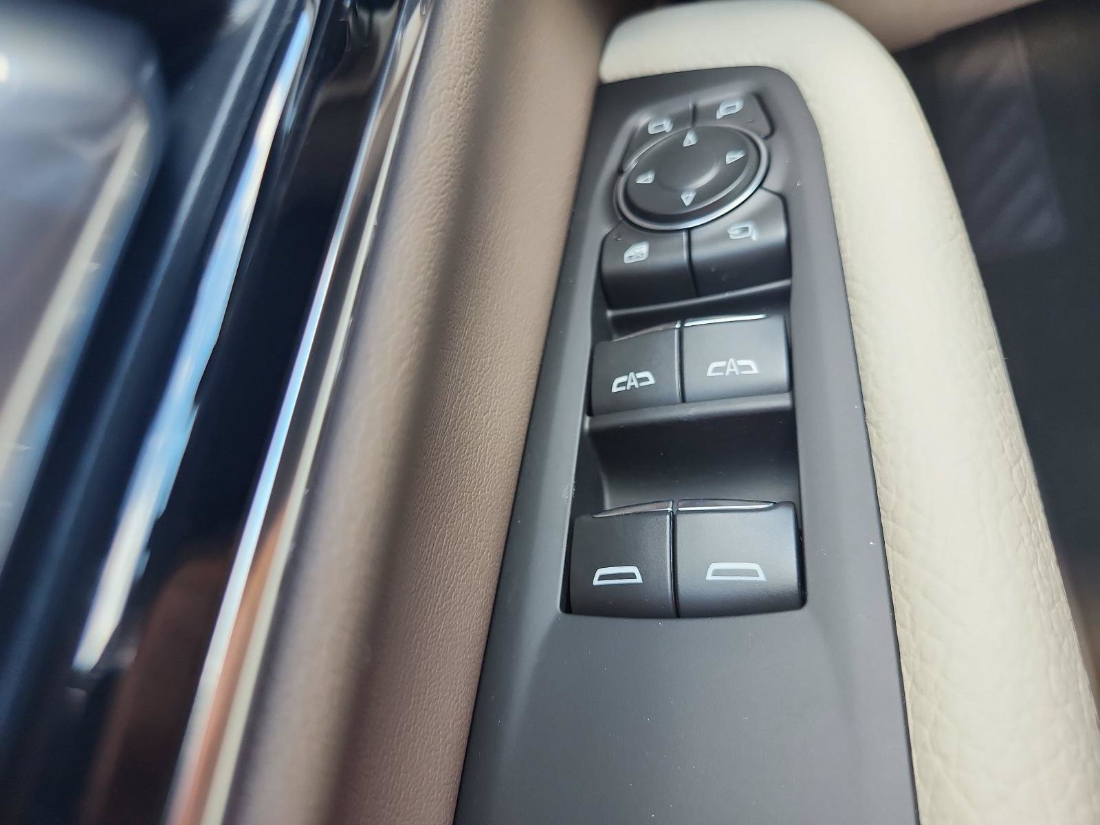 New 2026 GMC Yukon XL Denali w/ Denali Reserve Package AWD/4WD image 18