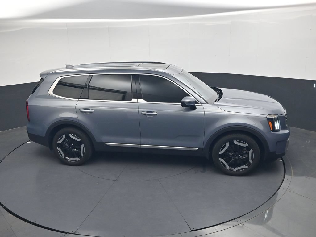 Used 2023 Kia Telluride S w/ S Sunroof Package FWD image 33