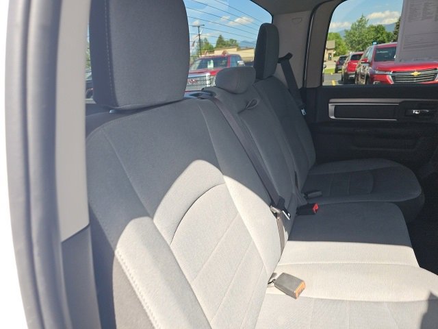 Used 2022 RAM 1500 Classic SLT w/ Electronics Convenience Group image 15