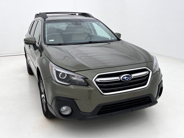 Used 2018 Subaru Outback 2.5i Limited AWD/4WD image 3