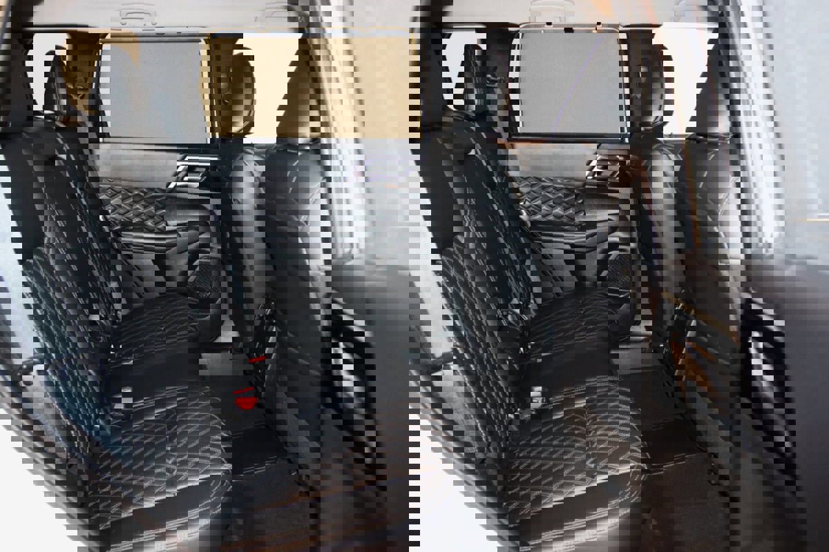 Used 2024 Mitsubishi Outlander 4WD Plug-In Hybrid image 68