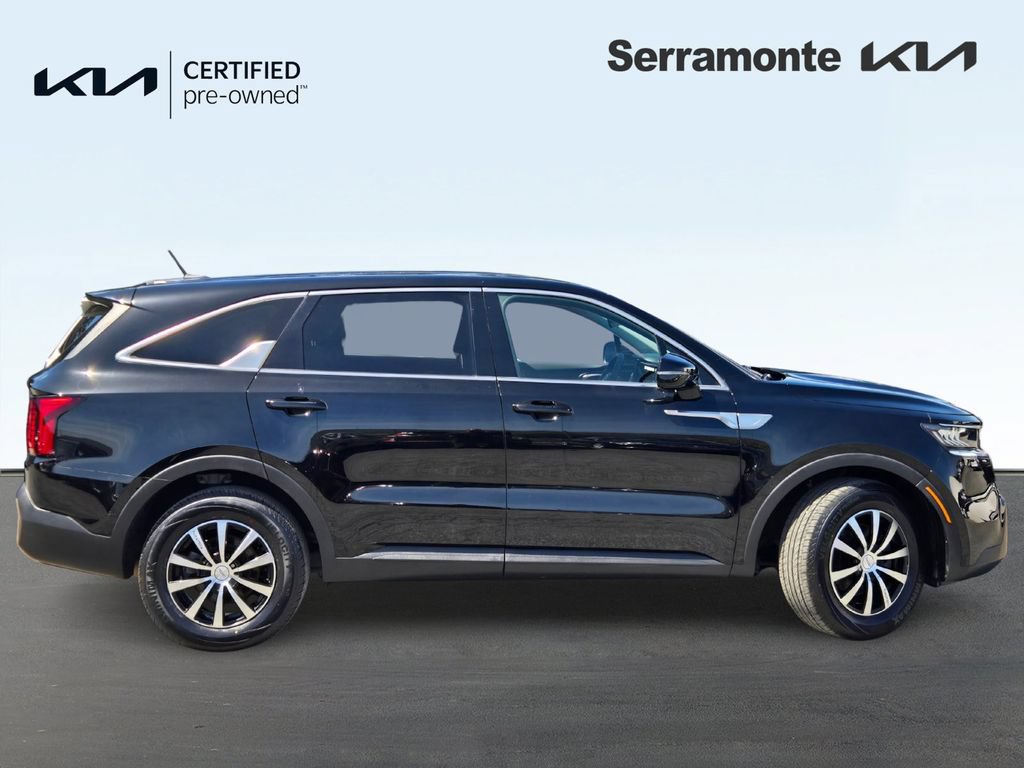 Used 2021 Kia Sorento LX FWD image 3