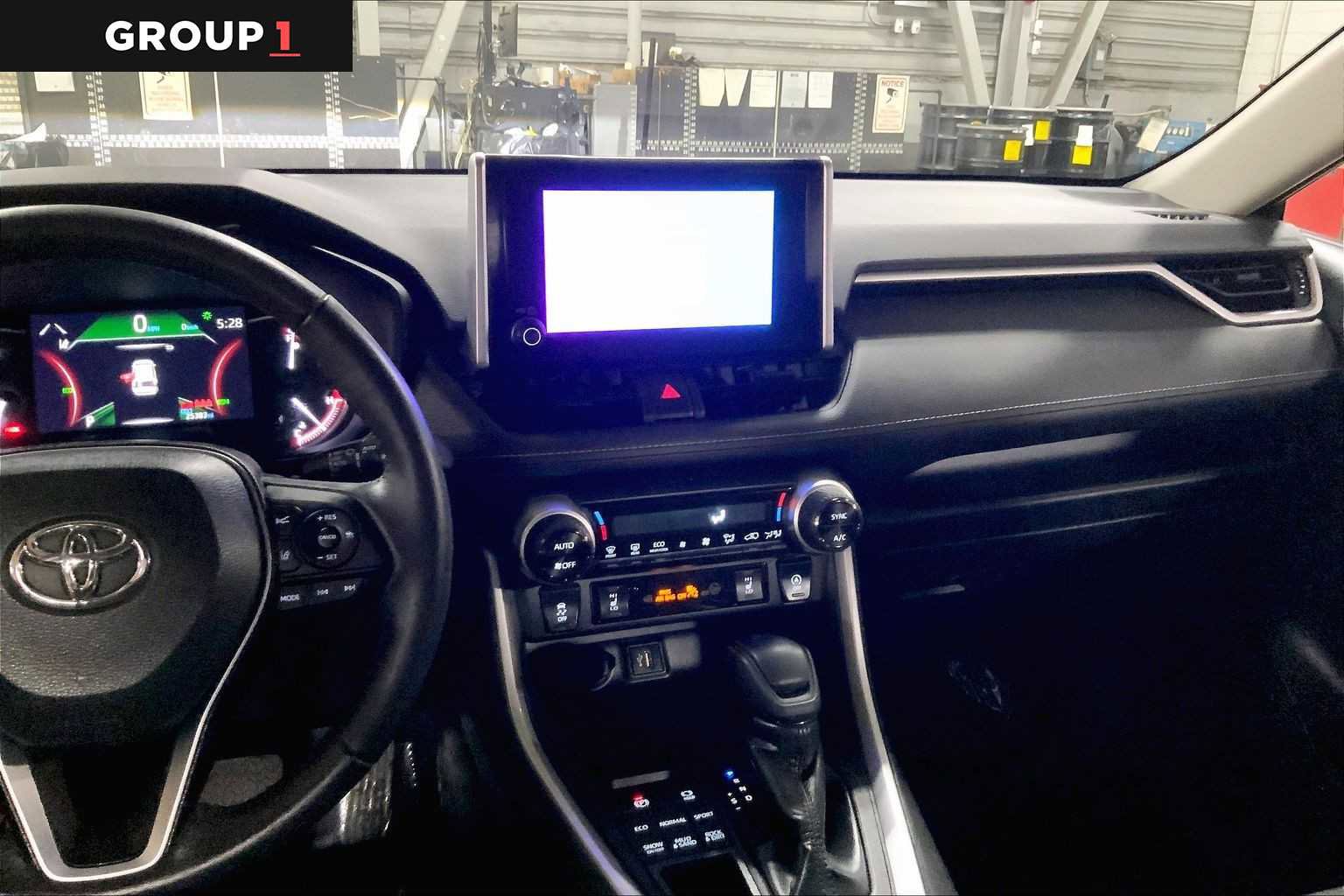 Used 2023 Toyota RAV4 XLE w/ Convenience Package AWD/4WD image 7