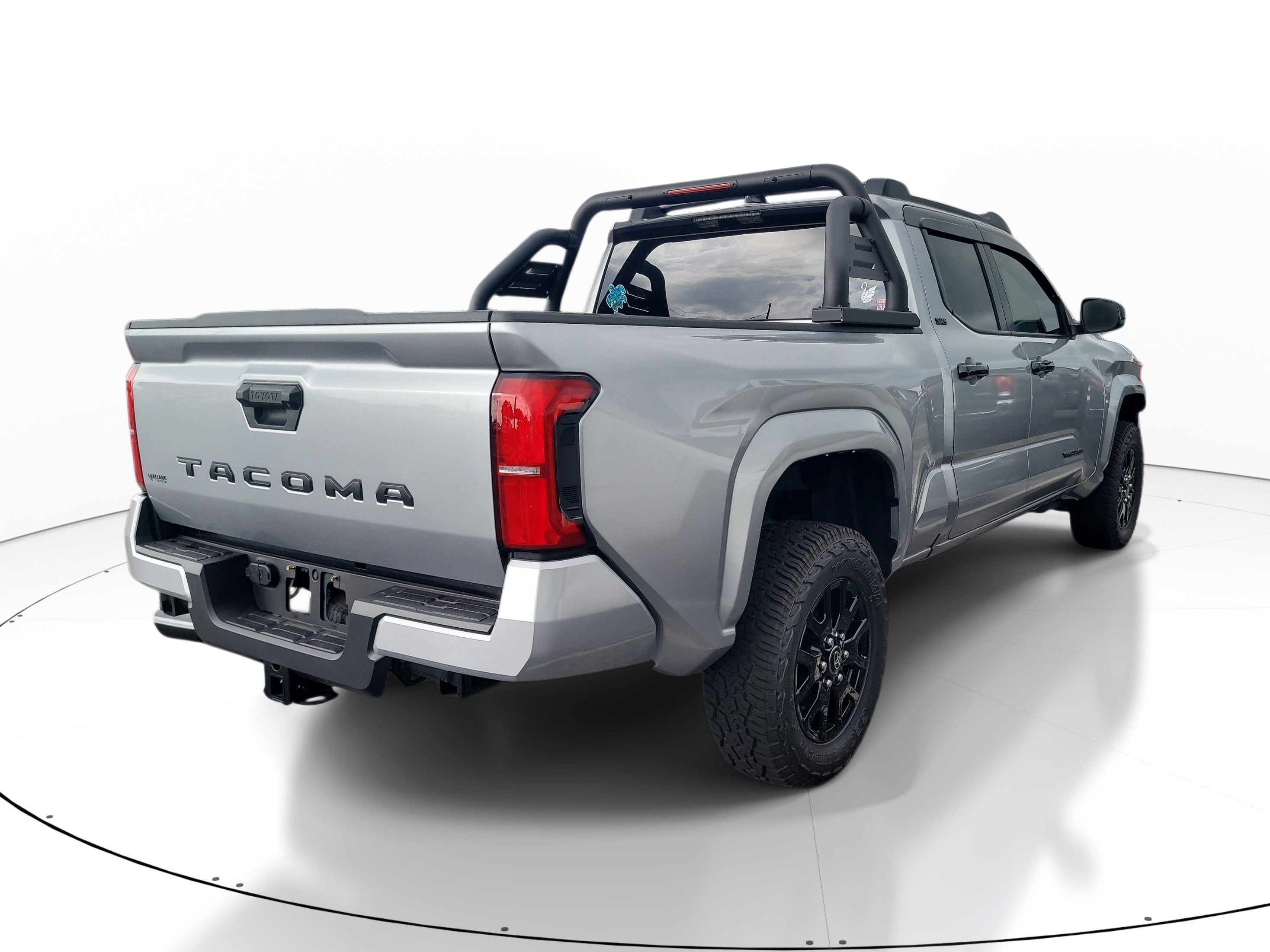 Used 2025 Toyota Tacoma SR5 RWD image 7