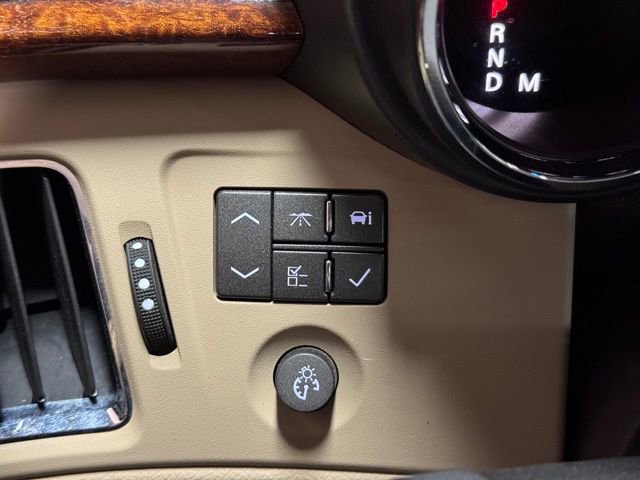 Used 2008 Cadillac CTS 3.6 w/ Wood Trim Package image 19