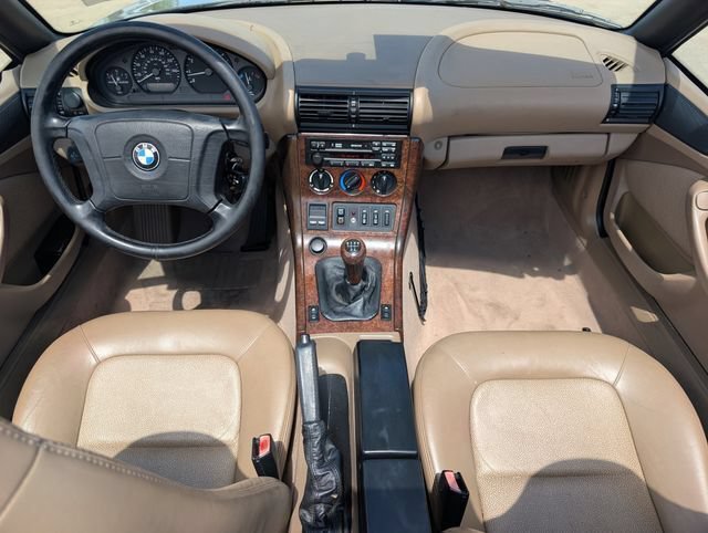 Used 1999 BMW Z3 2.5i RWD image 19