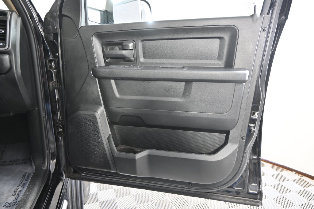 Used 2020 RAM 3500 Tradesman AWD/4WD image 13