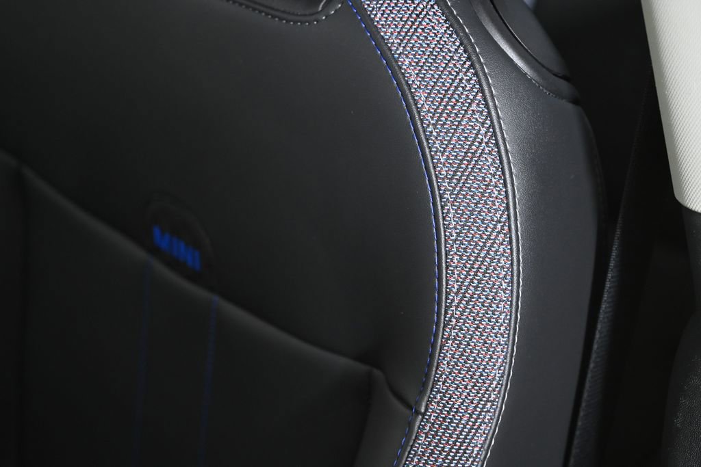 Certified 2025 MINI Cooper S image 25