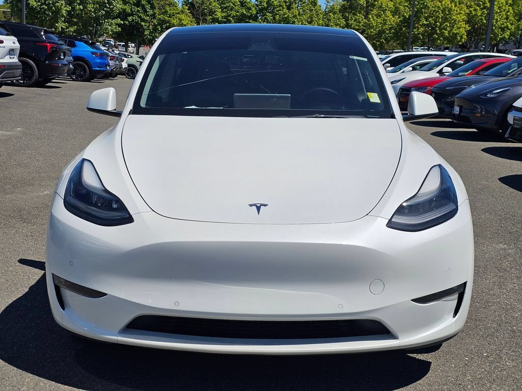 Used 2022 Tesla Model Y Performance AWD/4WD image 2