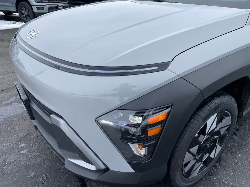 Used 2024 Hyundai Kona SEL image 35