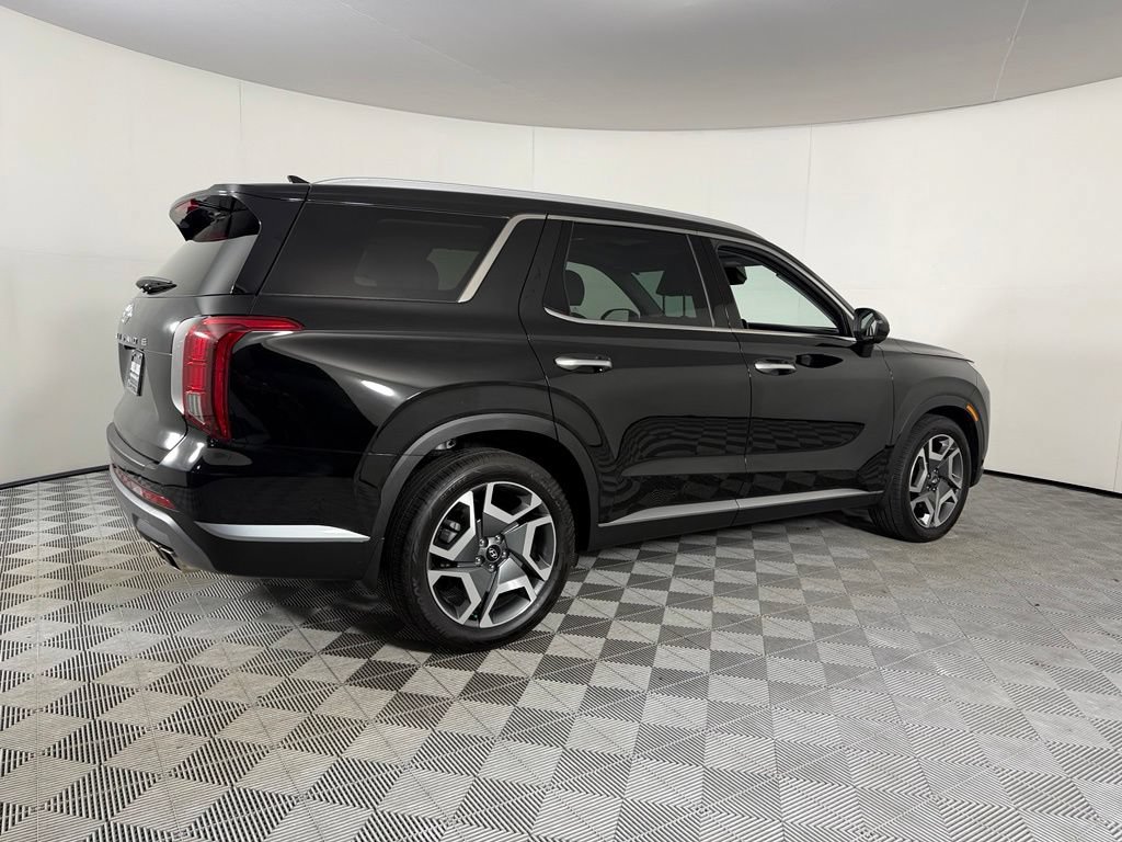 Used 2025 Hyundai Palisade SEL FWD image 6