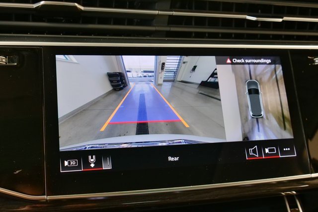 Used 2024 Audi Q7 3.0T Premium Plus image 24