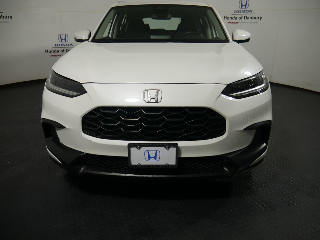 Used 2023 Honda HR-V LX image 2
